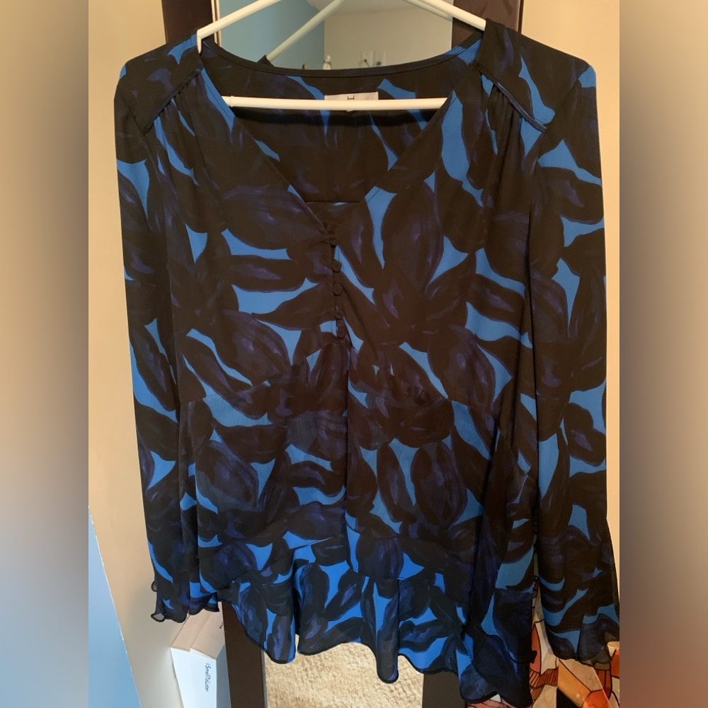 H BY HALSTON BLOUSE 19” PTP - Picture 2 of 2